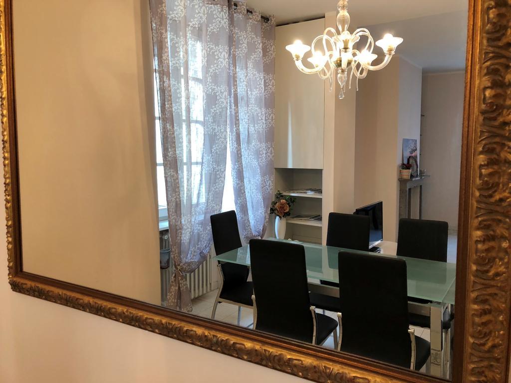Ancient Courtyard Bonanomi 2 Bedroom Apartment Комо Екстериор снимка