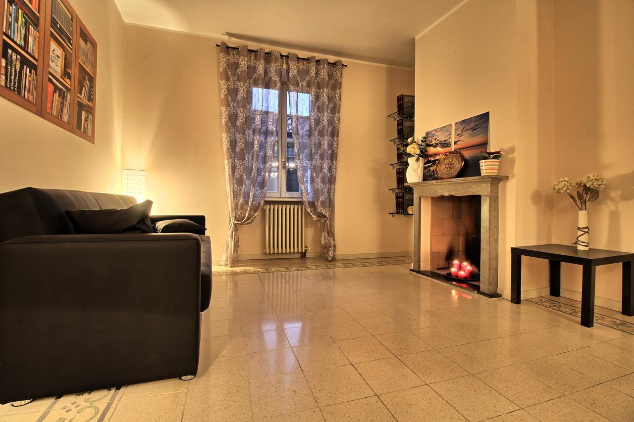 Ancient Courtyard Bonanomi 2 Bedroom Apartment Комо Екстериор снимка