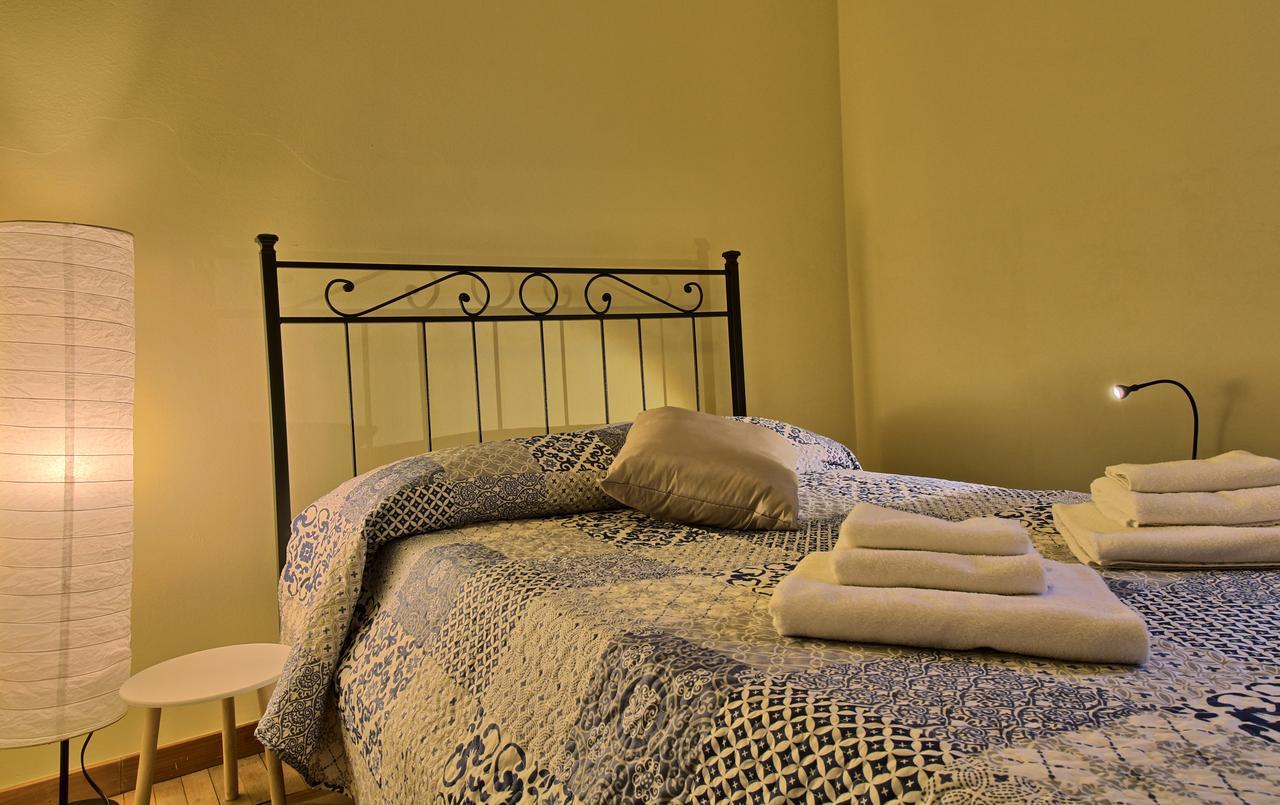 Ancient Courtyard Bonanomi 2 Bedroom Apartment Комо Екстериор снимка